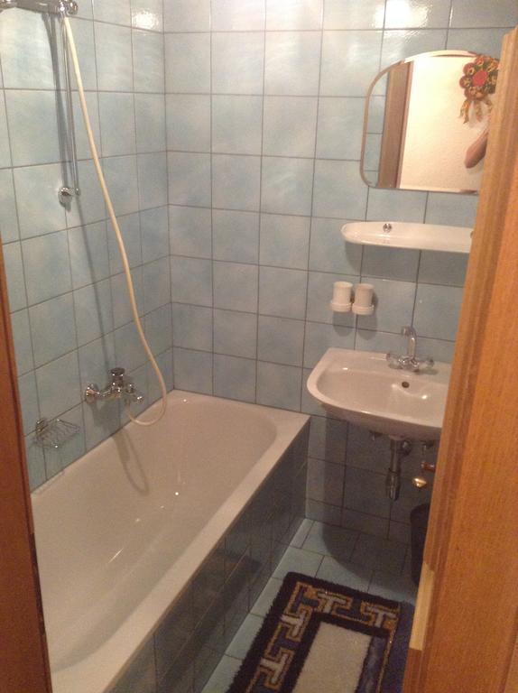 Ferienwohnung Haus Bergheimat Kappl  Zimmer foto